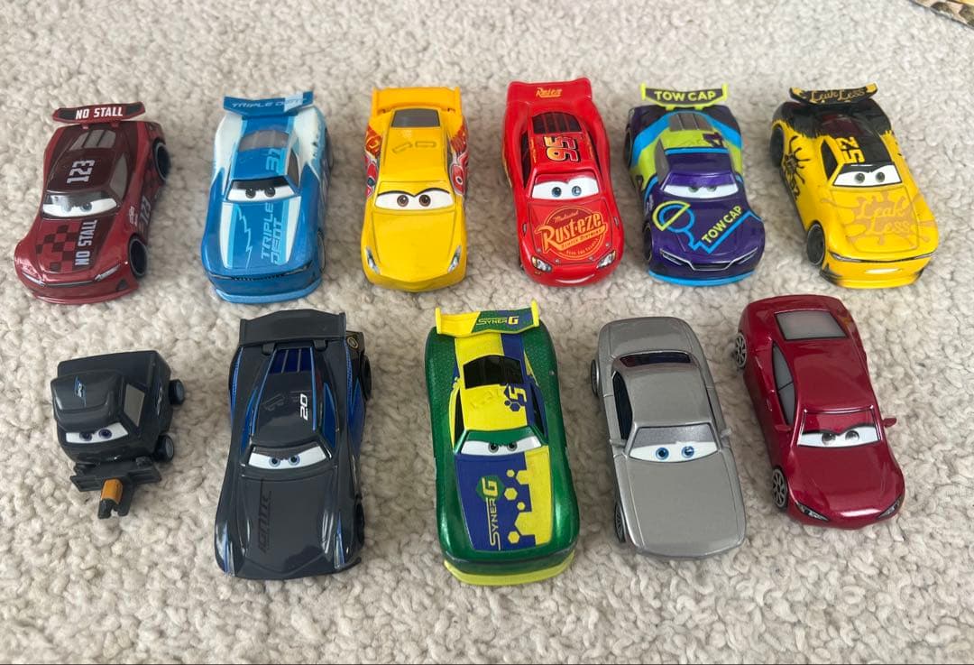 箱無し マテル製 日本未発売 新品未使用 カーズ3 ミニカー 11台 セット