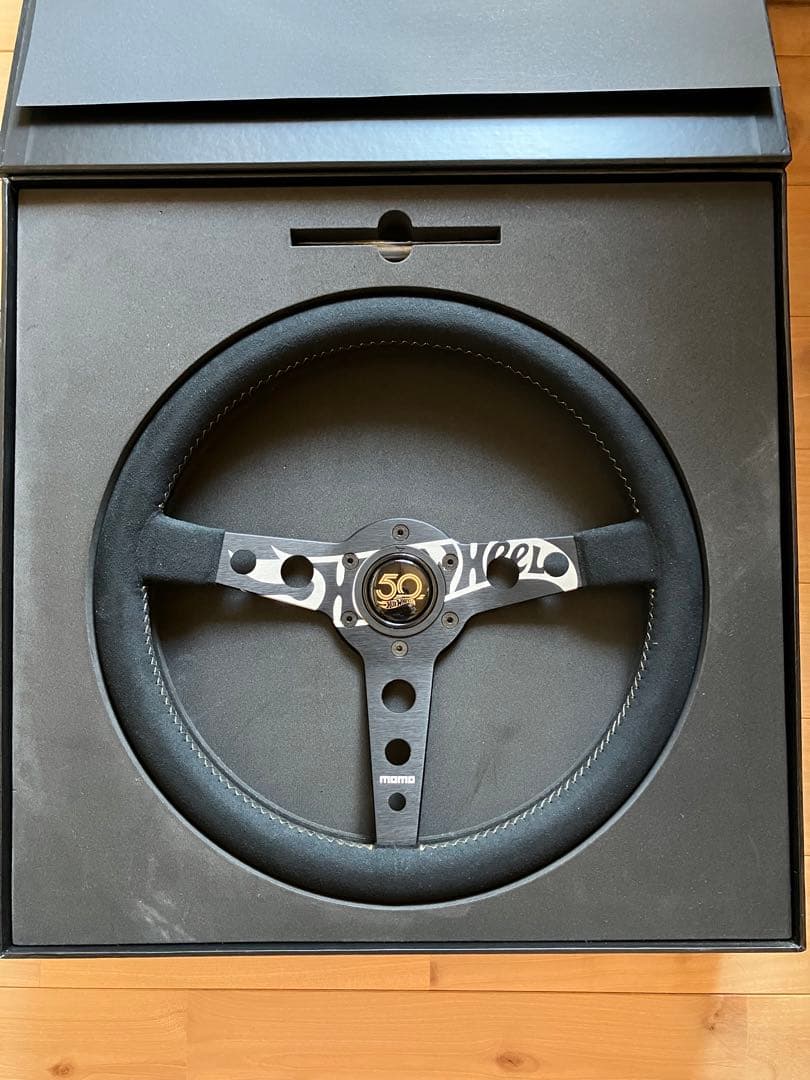 momo Hot Wheels 50th 限定コラボ ステアリング - メルカリ