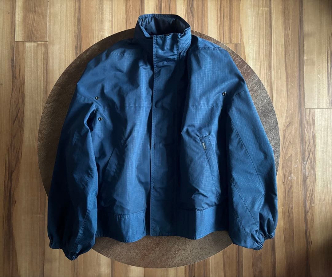 【美品】バレンシアガ 厚手 ナイロン ジャケット 短丈 ネイビー BALENCIAGA - バレンシアガ ナイロンジャケットの通販 by TK