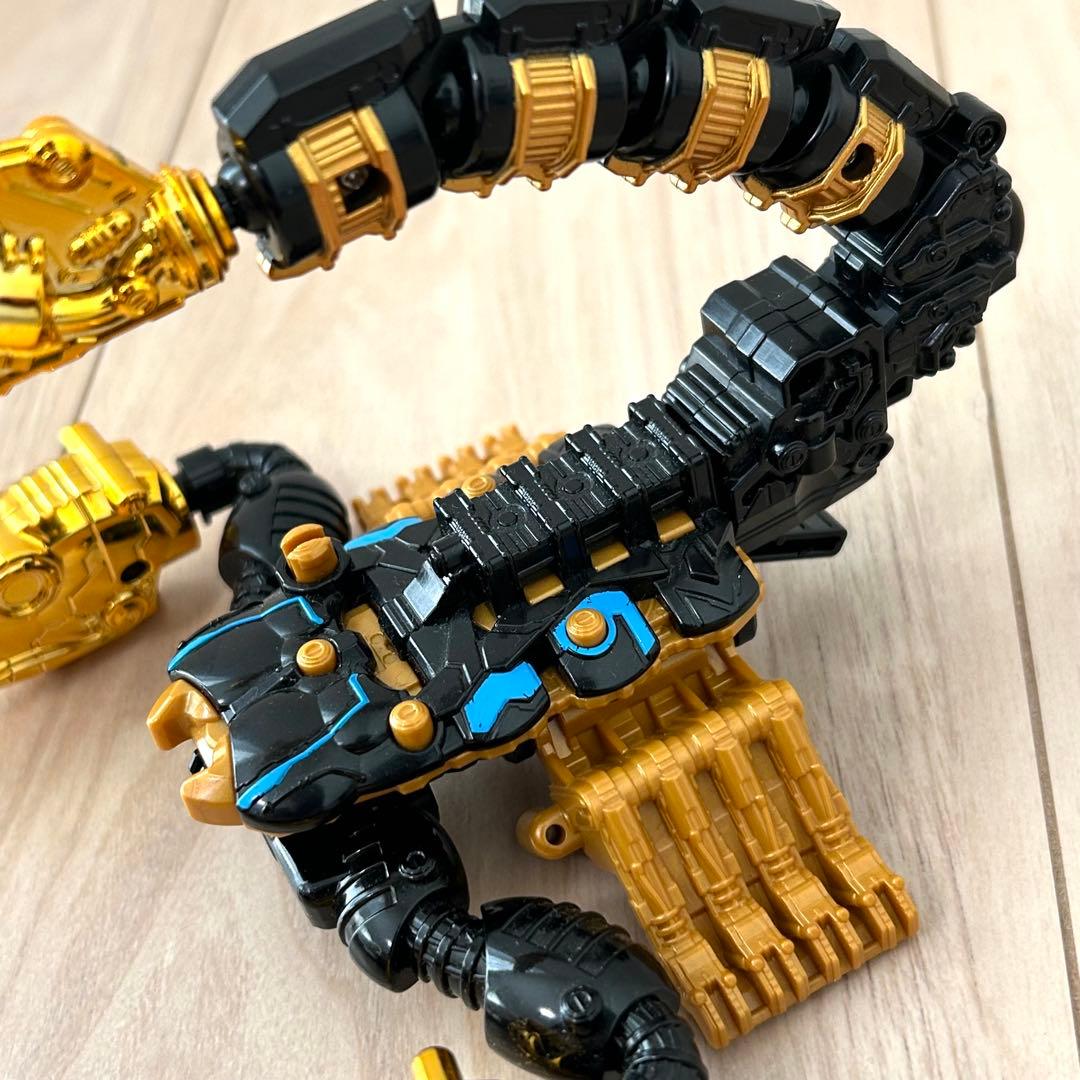 王様戦隊 DXキングオージャー タランチュラナイト 3大シュゴッド 現状