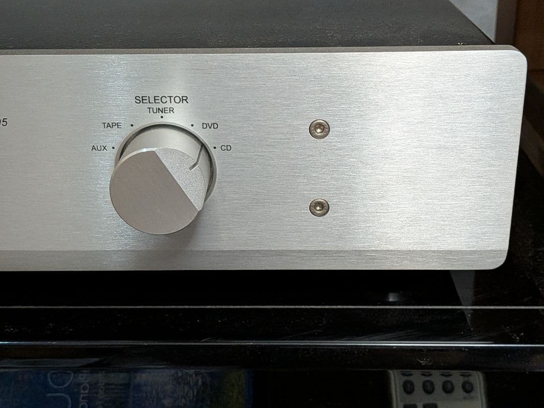 Tri （Triode）プリメインアンプ《 Future 2005 》元箱あり！