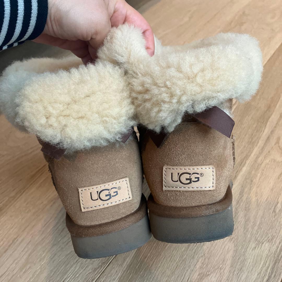 UGG ブラウン ムートンブーツ リボン付き 23 - メルカリ
