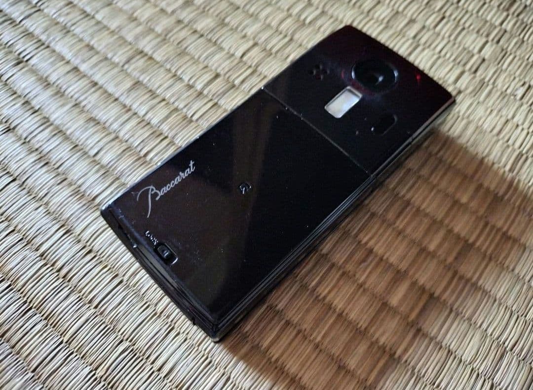美品 SH-09C バカラ Baccarat モデル ガラケー - メルカリ
