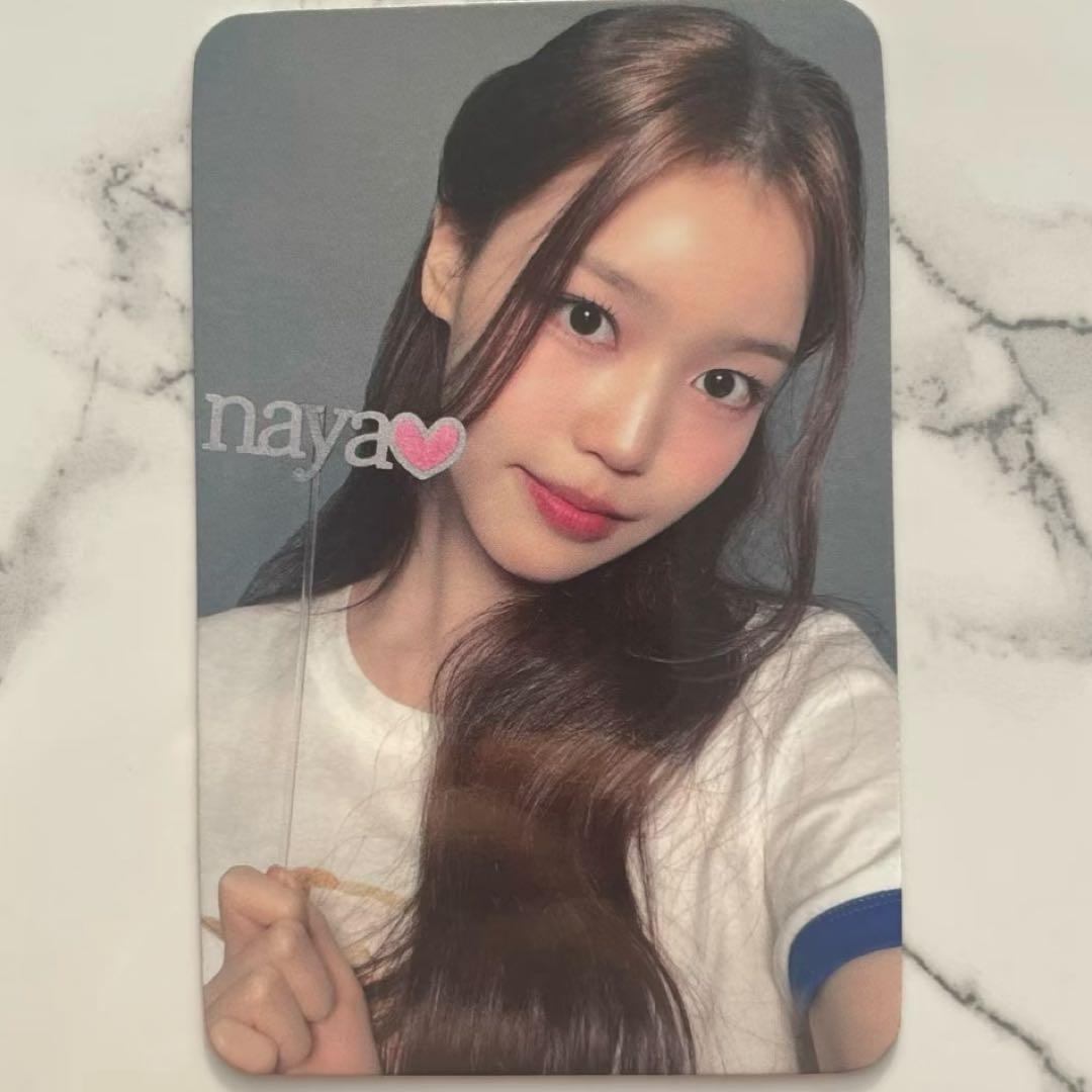 izna イズナ セビ N/a fanclub 予約限定 ユニット トレカ - メルカリ