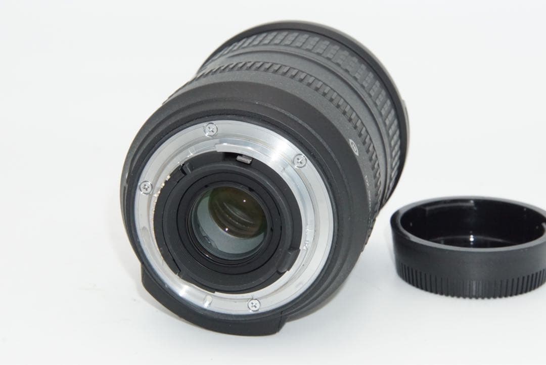 ニコン　Nikon 18-200mm f3.5-5.6 G ED