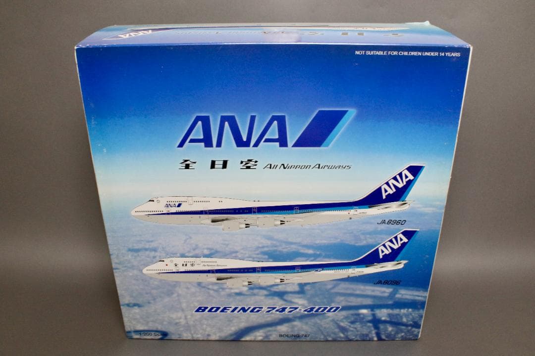 レア ANA B747-400D JA8960 1/200 完成品 - メルカリ