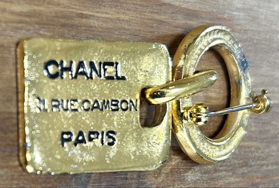CHANEL 1133刻 カンボン プレート スイング ブローチ鑑定済み