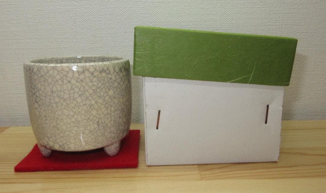 送料込【逢絢亭・新品】茶道具 七事式道具 聞香炉 白楽 貫入模様 丸形