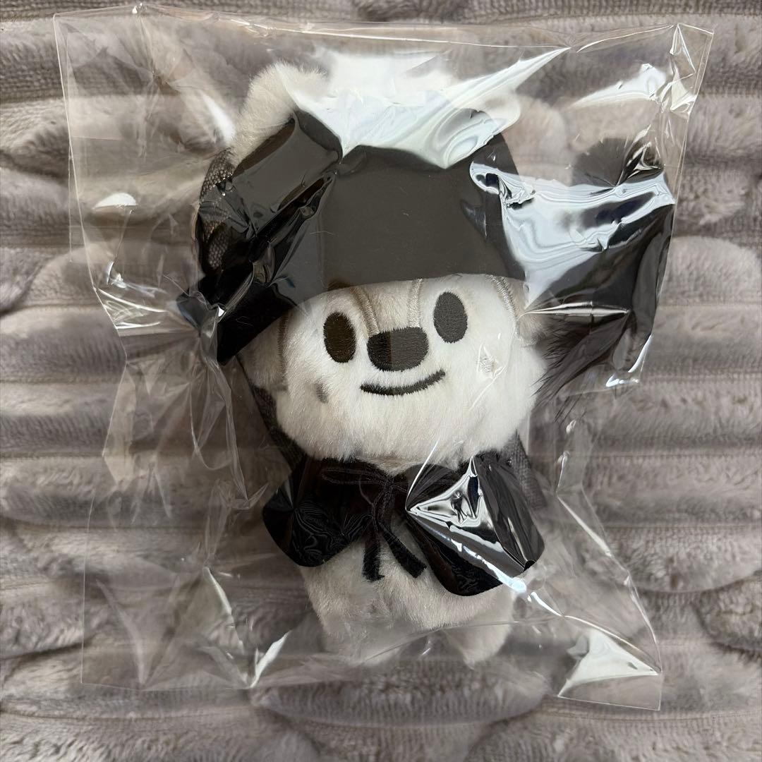 ウルフチャン Stray Kids do it マグネットキーリング - メルカリ