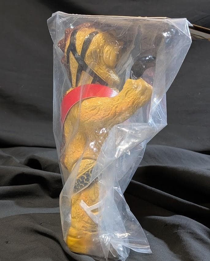 クルマニクラス黄色成型「スペクトルマン」登場怪獣（マスダヤ復刻