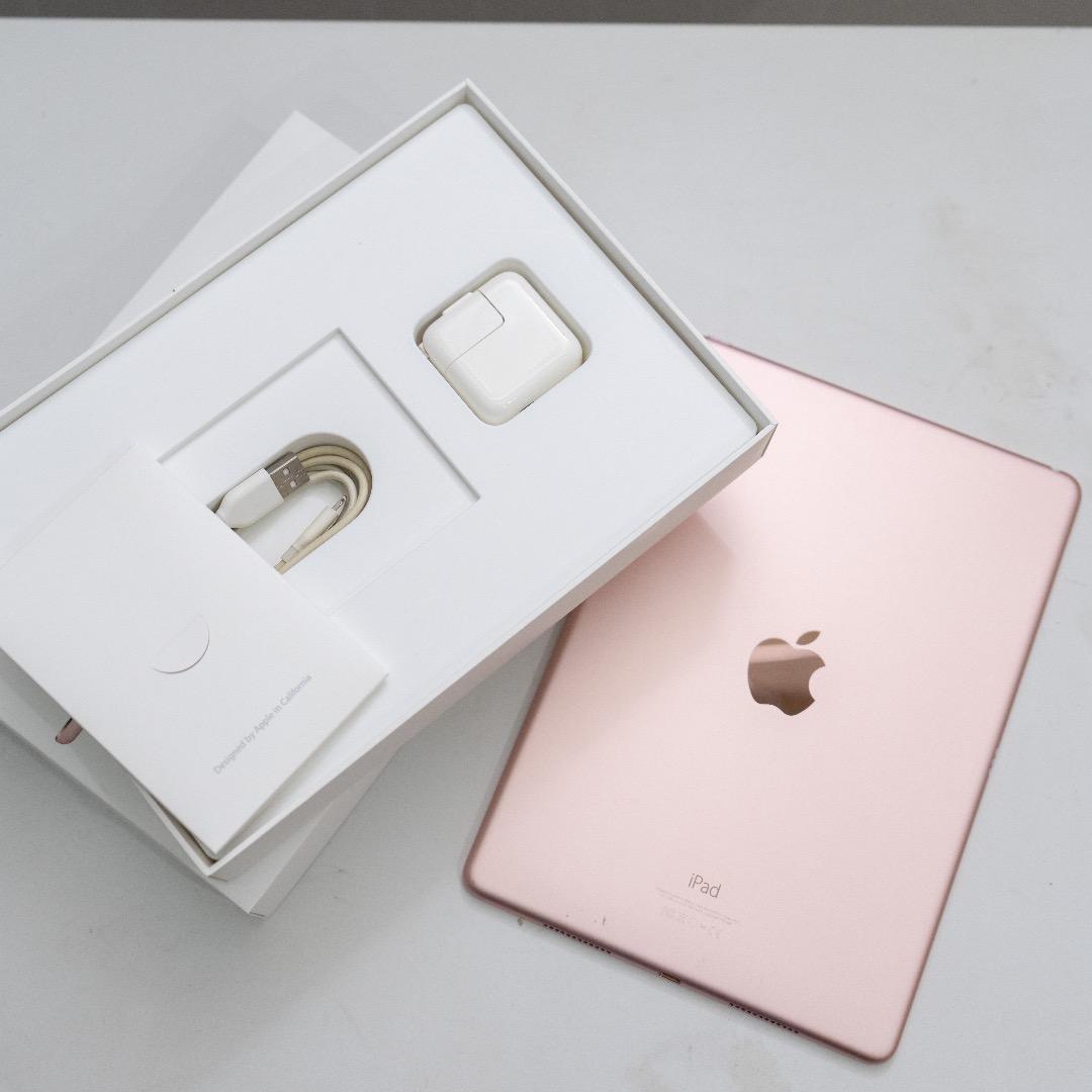 Apple iPad Pro ローズゴールド 32GB MM172J/A iPad Pro 9.7インチ Retinaディスプレイ Wi-Fiモデル MM172J/A （32GB