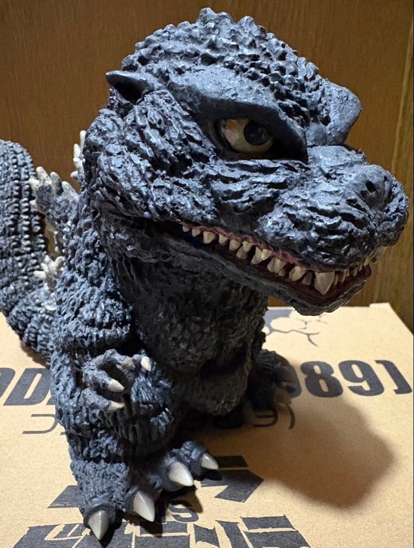 エクスプラス　デフォリアル　ゴジラ1989 (一般流通版) Amazon | エクスプラス GARAGE TOY デフォリアル ゴジラ 1989 一般流通