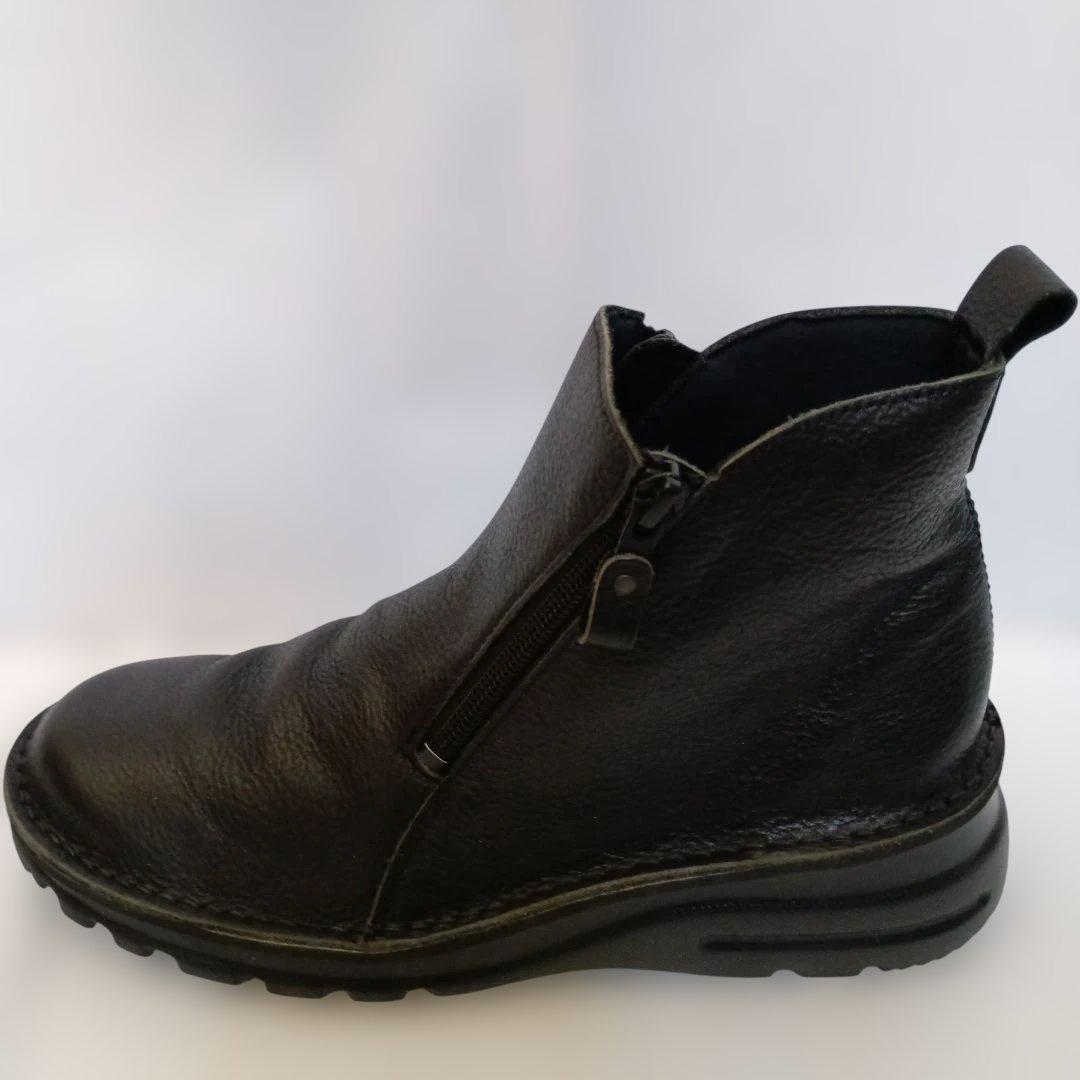 黒いレザーショートブーツ ジッパー付き 24.5cm 新品未使用