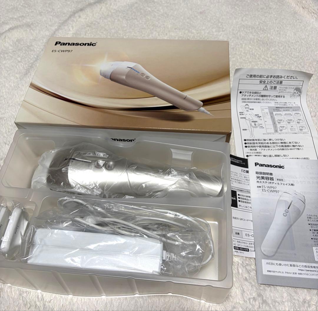Panasonic 光美容器 光エステ ＜ボディ＆フェイス用＞ ES-CWP97 - メルカリ