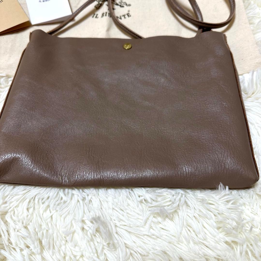 未使用に近いイルビゾンテ クロスボディバッグ グレージュ保存袋付定価