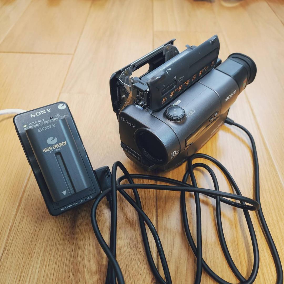 動作確認済】SONY 高画質 8ミリ Hi8 ビデオカメラ CCD-TR3 - メルカリ