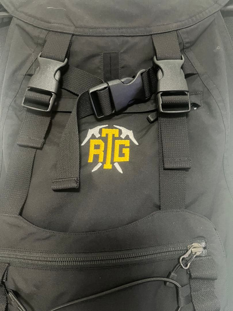 シュプリーム x ザノースフェイス アールティージー ベスト \"ブラック\"