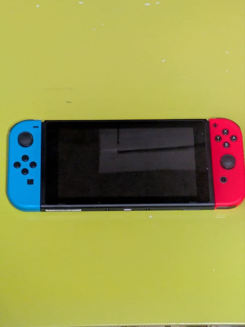 Nintendo Switch 本体 赤/青 Nintendo Switch 本体【Joy-Con(L) ネオンブルー/(R) ネオンレッド