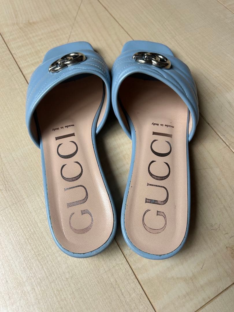 GUCCI ライトブルー GGロゴ スライドサンダル - メルカリ