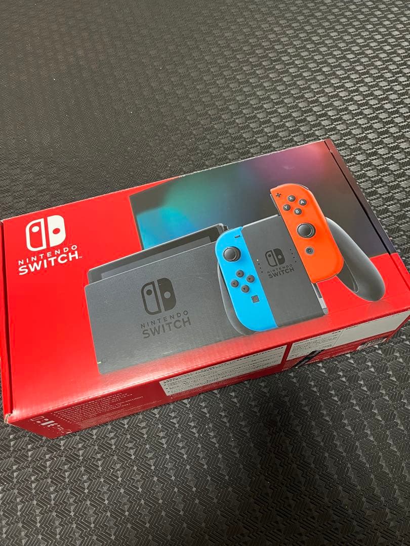 Nintendo Switch 本体 Joy-Con付き　ほぼ未使用 Nintendo Switch Console with Gray Joy-Con -(Japan Version