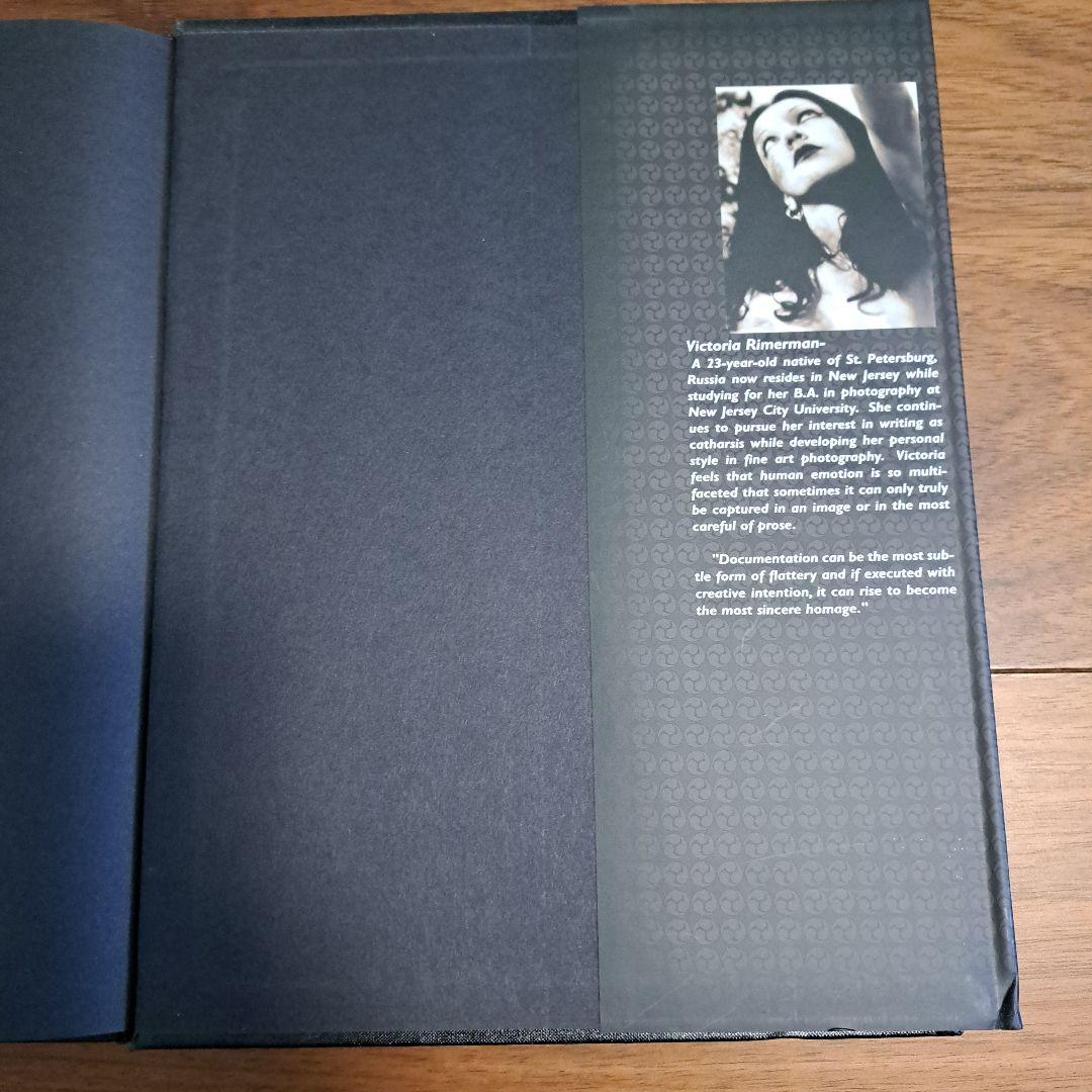 激レア【絶版本】John Santerineross写真集 ゴシックアングラ