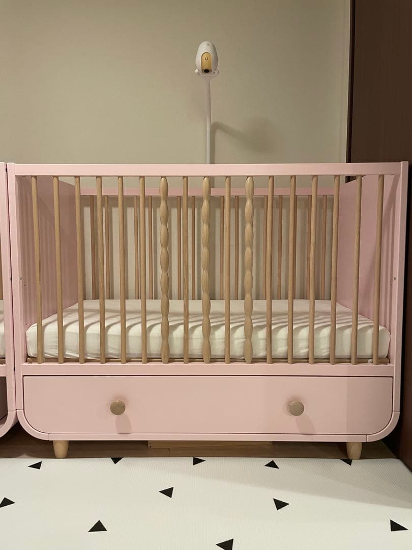 IKEA MYLLRA(ミルラ) ベビーベッド（マットレス付き）002 IKEA/イケア/通販】MYLLRA ミルラ ベビーベッド 引き出し付き