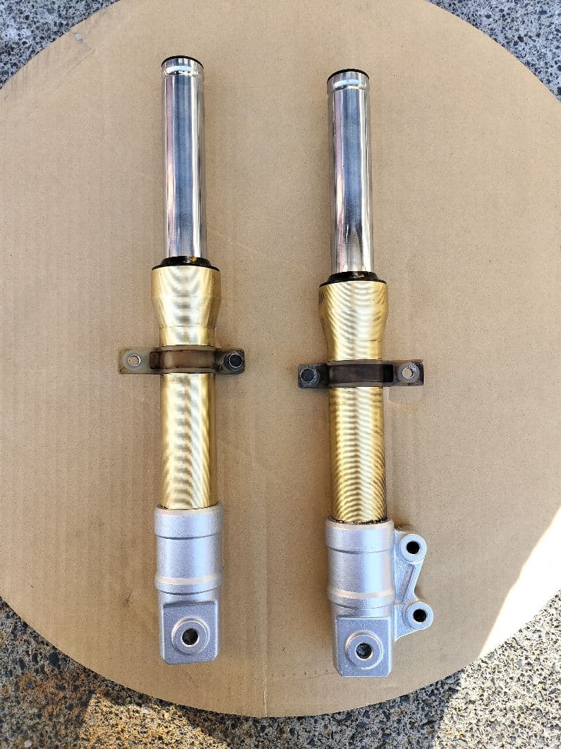 ピ*ク様 フロントフォーク CA1PB ZZ オイルシール交換済 スズキZZ(CA1PB) フロントフォークOH その3 - Kado333のブログ