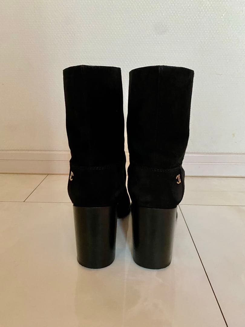 美品 シャネル ブラック ショート ブーツ 黒 38 24.5cm CHANEL