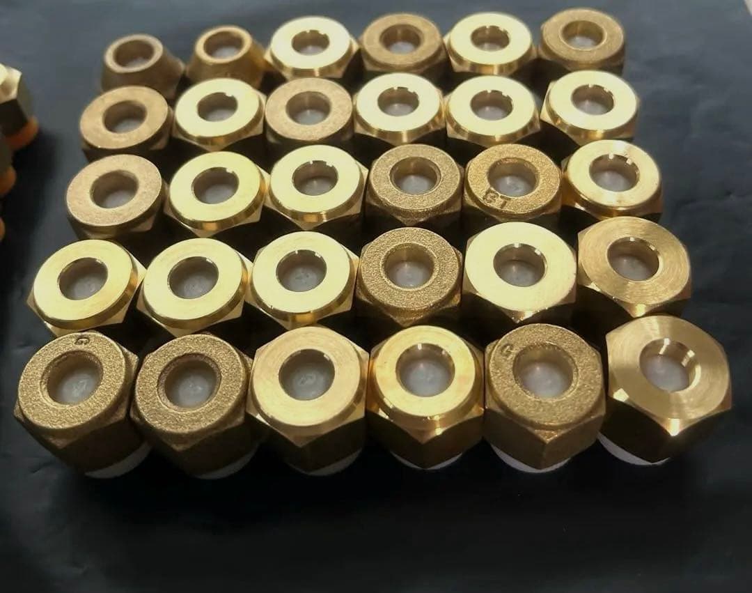 未使用品☆エアコン フレアナット2分3分各30セット（合計60個