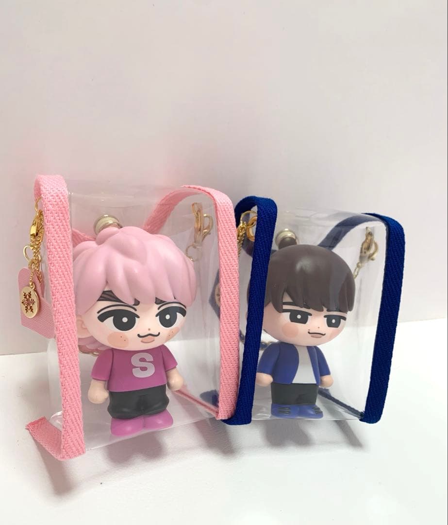 ニコちゃーん♡様専用 すのチルソフビポーチ ピンク 青 SnowMan - メルカリ