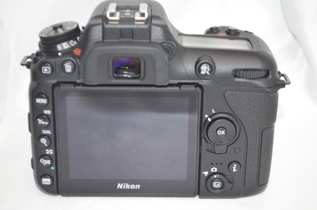 滅多にないシャッター数4400回以下 Nikon D7500☆Wi-Fi搭載 - メルカリ