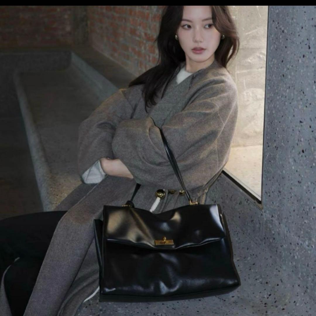 チャールズ＆キース Kerry ケリー トップハンドルサッチェルバッグ