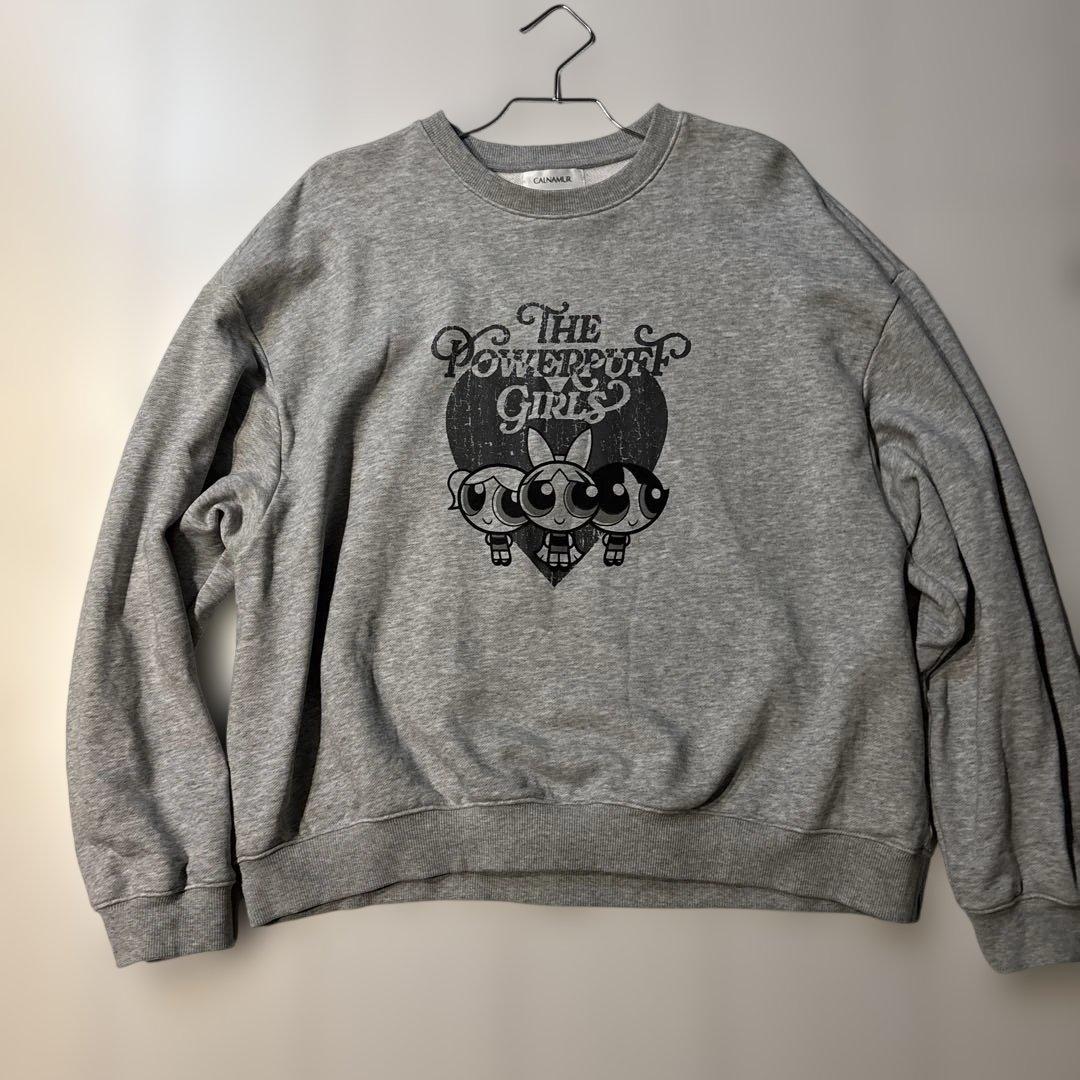 パワーパフ ガールズ】big裏⽑プルオーバー - メルカリ