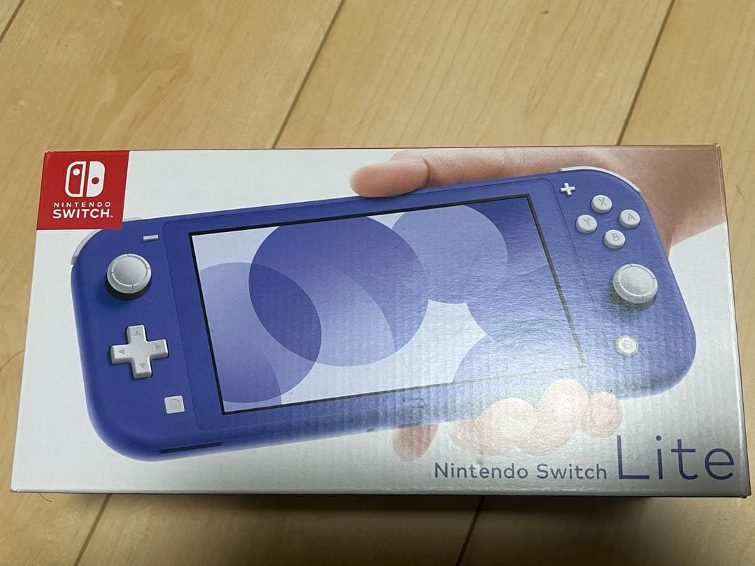 Nintendo Switch Lite 青、ソフトとその特典のマスクなど付き Nintendo Switch Lite - Turquoise (International) + 16GB MicroSD