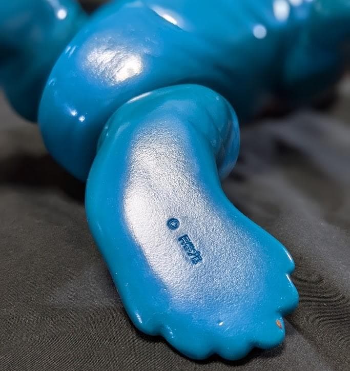 トドラ「ウルトラQ」登場怪獣（M1号）ソフビフィギュア - メルカリ