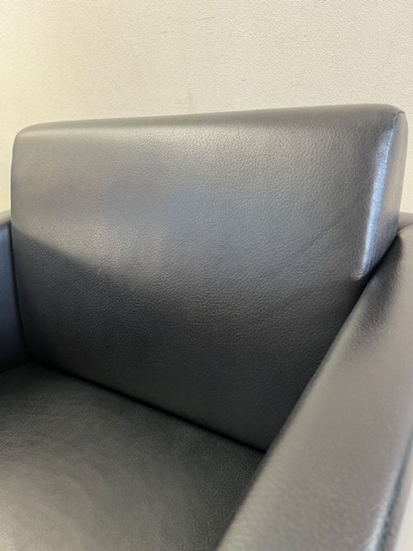 イトーキ MEZZO ラウンジチェア ② 本革 21万 モダン シングルソファ