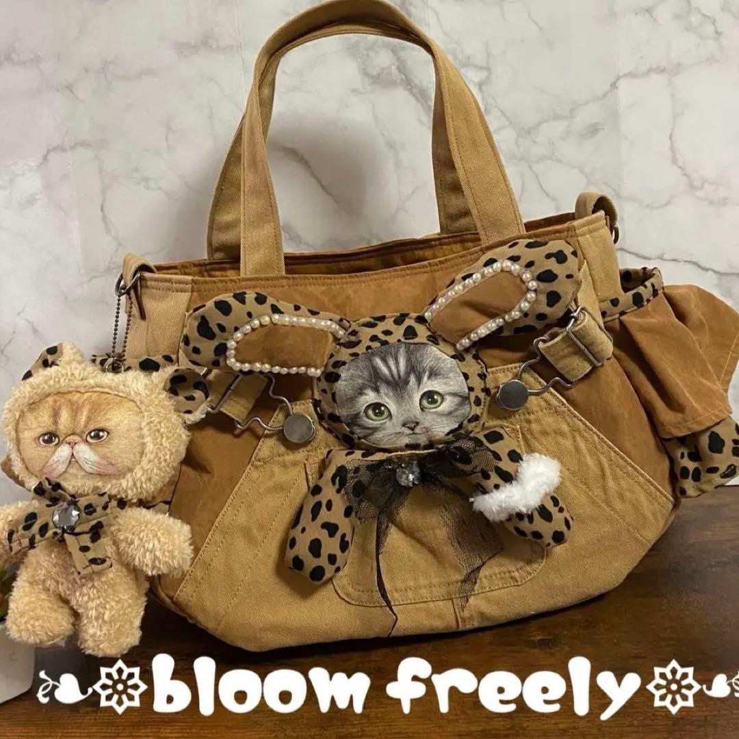 k*☆様 コヤンイサムチョン【デニムリメイク バッグ】 猫ちゃんバッグ コヤンイサムチョン リトルサンダー デニムリメイクトートバッグ