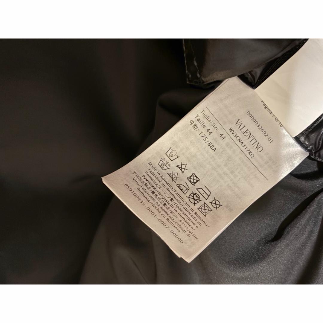 VALENTINO ダウンジャケット ビッグVロゴ フードなし 正規品 - メルカリ