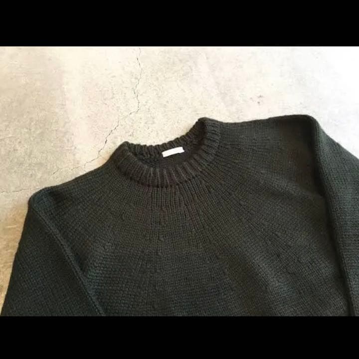 9*様 Comoli ハンドクルーネックニット ネイビー サイズ2 9*様 Comoli ハンドクルーネックニット ネイビー サイズ2 - メルカリ