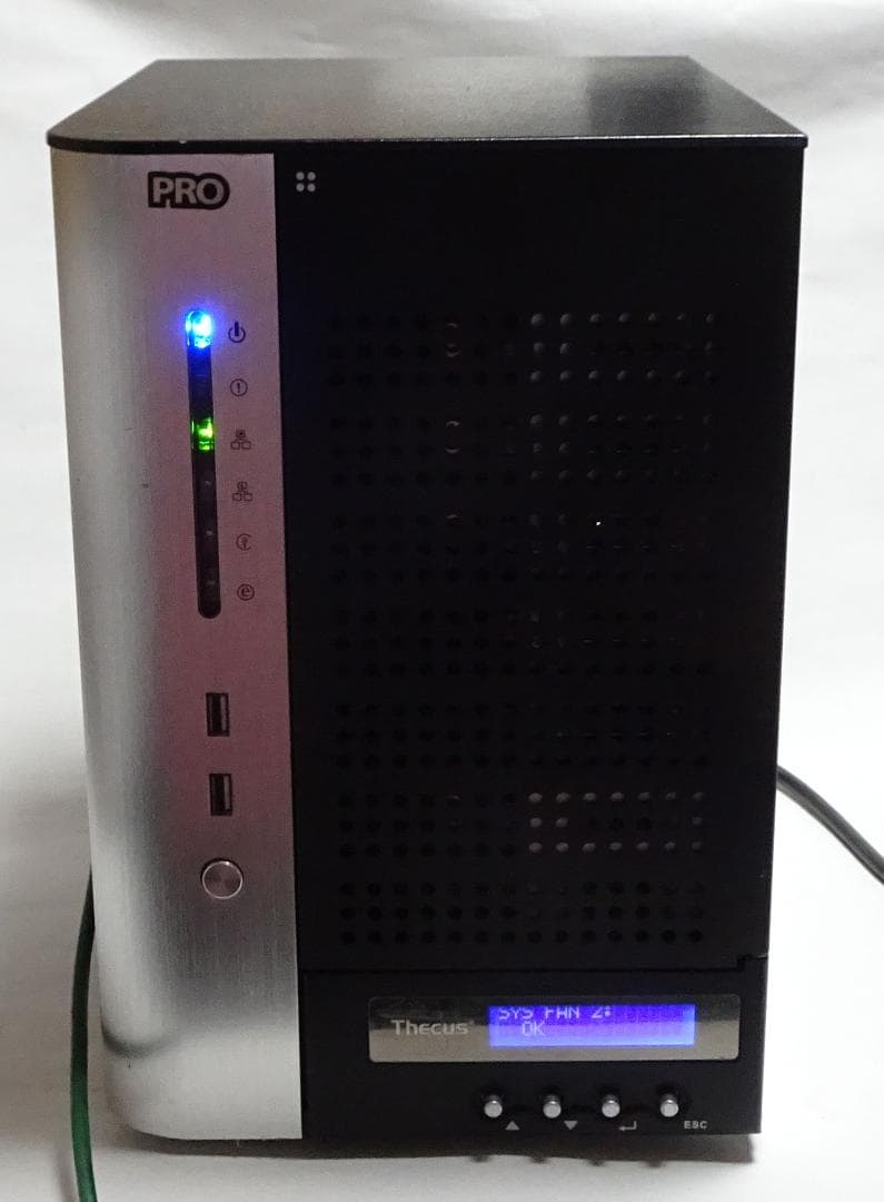 Thecus N7700PRO 大容量　7ベイ　NAS Thecus NAS: Empowering Professionals. Rackmount NAS, Tower NAS