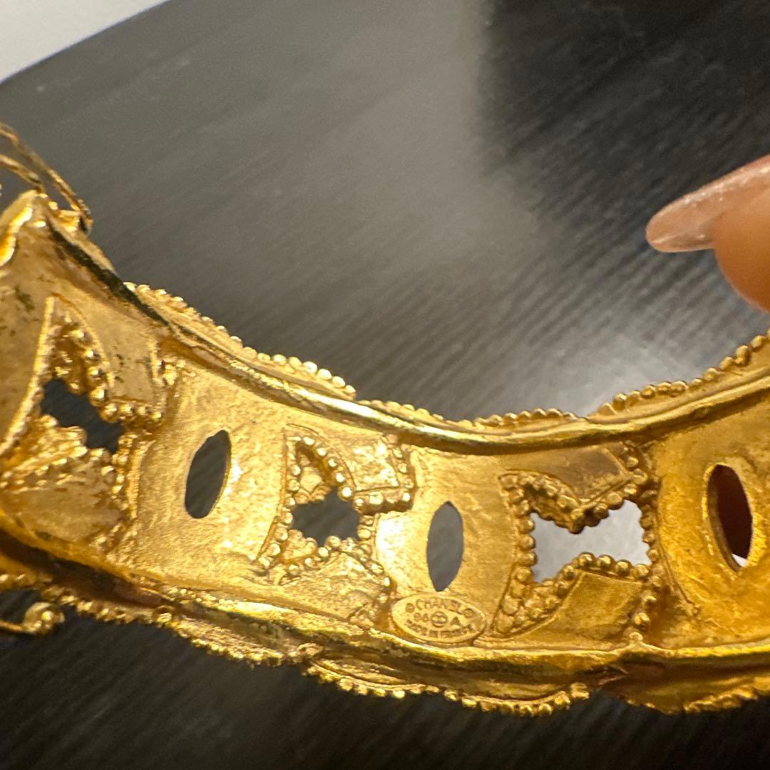 CHANEL金色 透かし彫り チェーンリンク ブレスレット留め金がつぶれ