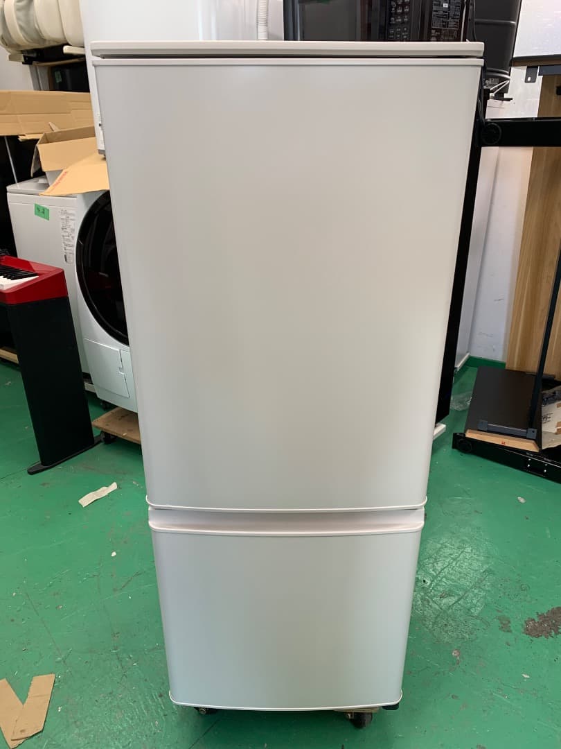 ほぼ未使用】8 MR-P15J-W 三菱冷蔵庫 24年 美品】三菱 冷蔵庫 MR-