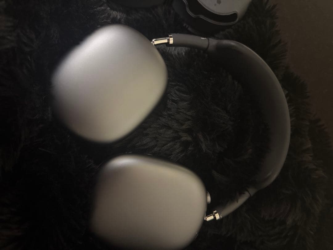 ヘッドホン Air pods max ブルートゥースヘッドホン AirPods Max(USB-C) スターライト MWW53ZA/A