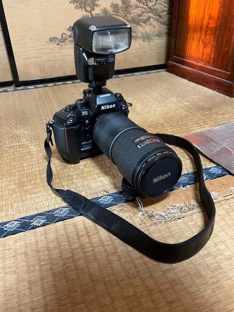 Nikon F4 ・AF NIKKOR ED 80〜200mm 1：2.8D 。
