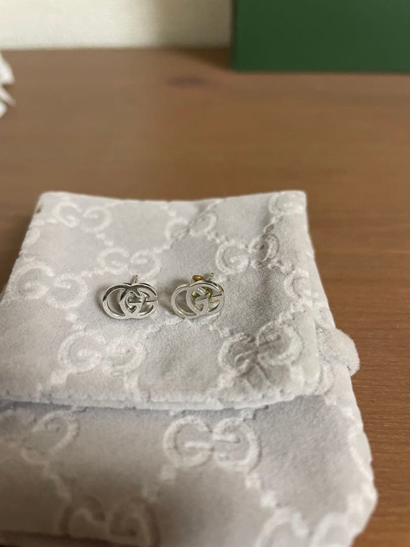 Gucci GGロゴ シルバーピアス GUCCI（グッチ） ピアス ジュエリー レディース GGロゴ シルバー925