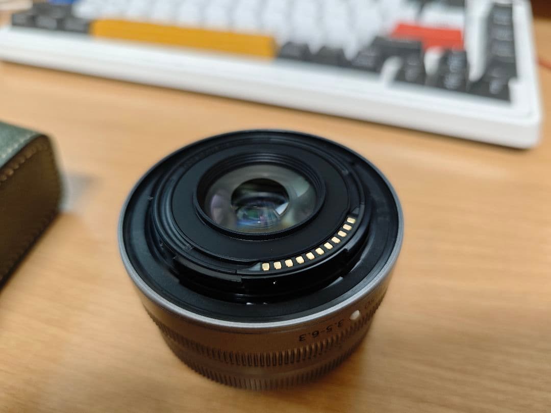 Nikon Z fc レンズキット 16-50mm f/3.5-6.3 新品同様