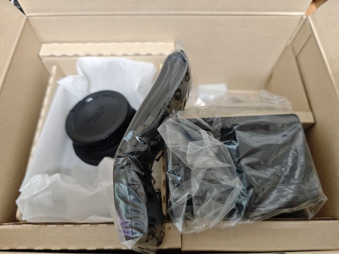 Nikon Z fc レンズキット 16-50mm f/3.5-6.3 新品同様