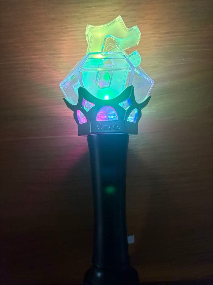 銀テのおまけ付き】MILE SixTONES ペンライト - メルカリ