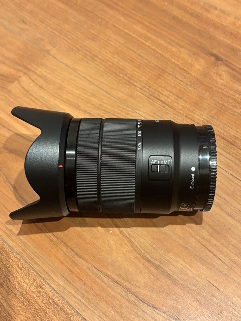 SONY E 18-135mm F3.5-5.6 OSS 早い者勝ち！！