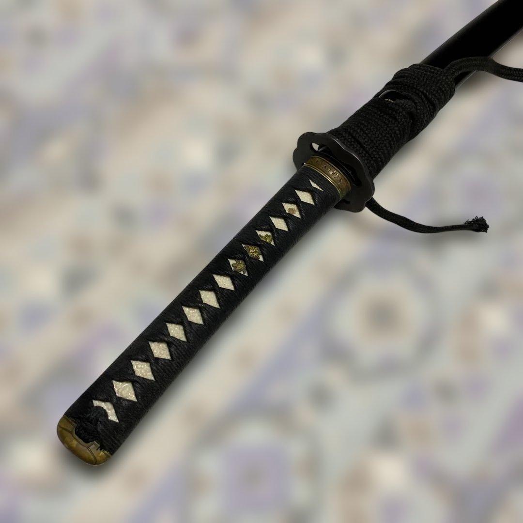 高級長刃居合刀 黒柄 八丸角透し鍔 黒梨地鞘 2尺4寸4分】レザー風 居合刀 黒柄 透かし鍔 模造刀 武具 拵え 日本刀